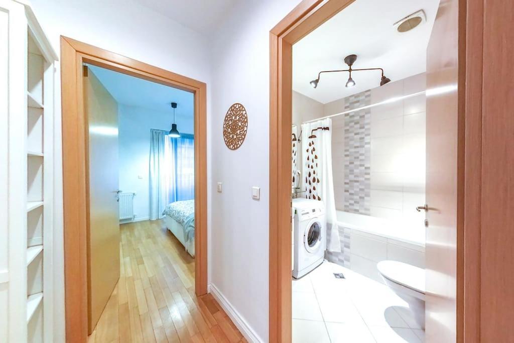 Old Town Spacious Apartment Bucharest Luaran gambar