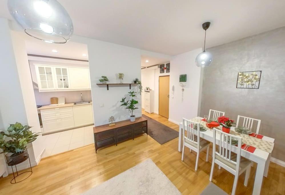 Old Town Spacious Apartment Bucharest Luaran gambar