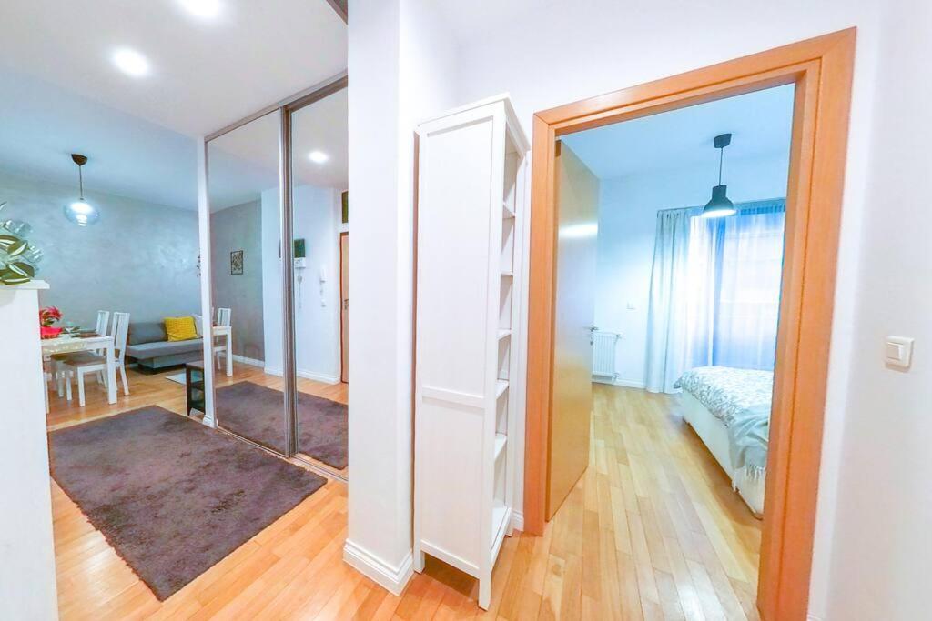 Old Town Spacious Apartment Bucharest Luaran gambar