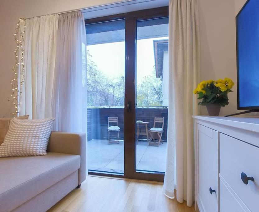 Old Town Spacious Apartment Bucharest Luaran gambar